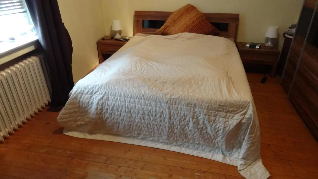 Top! Zimmer Am Rhein Und Altstadt Düsseldorf Tyskland